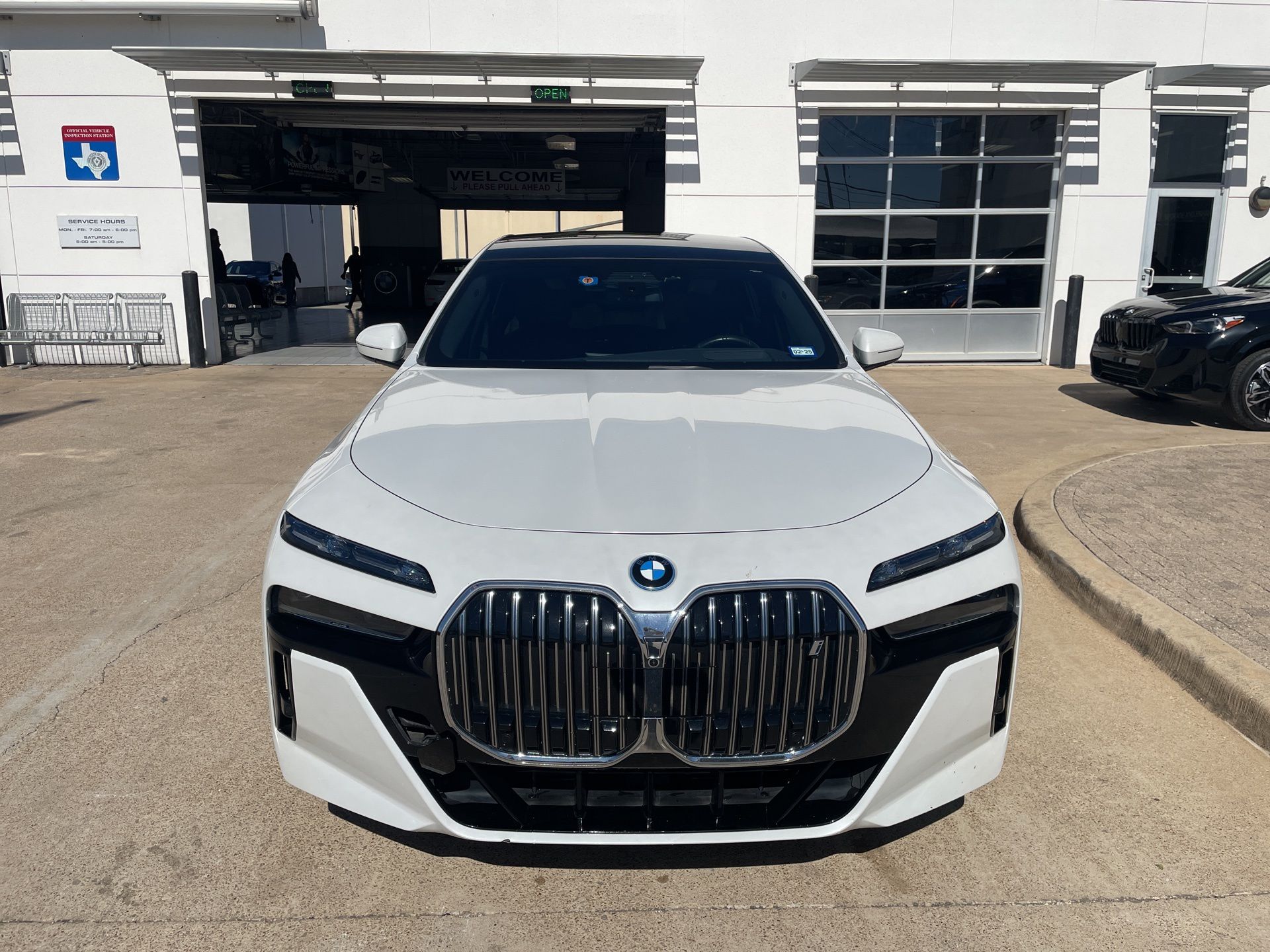 Used 2023 BMW i7 Base with VIN WBY53EJ05PCL81005 for sale in Fort Worth, TX