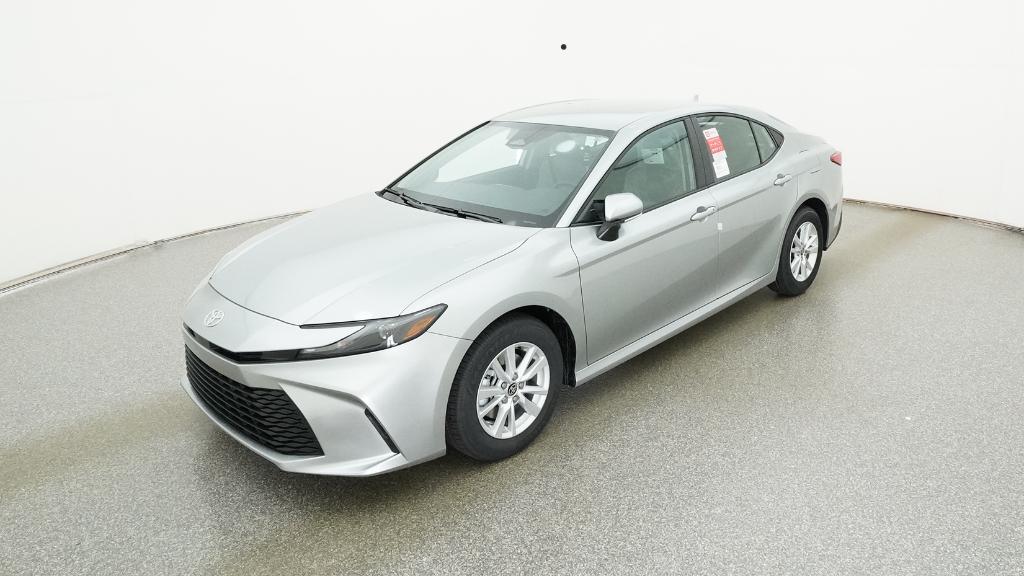 2026 Toyota Camry LE's photo