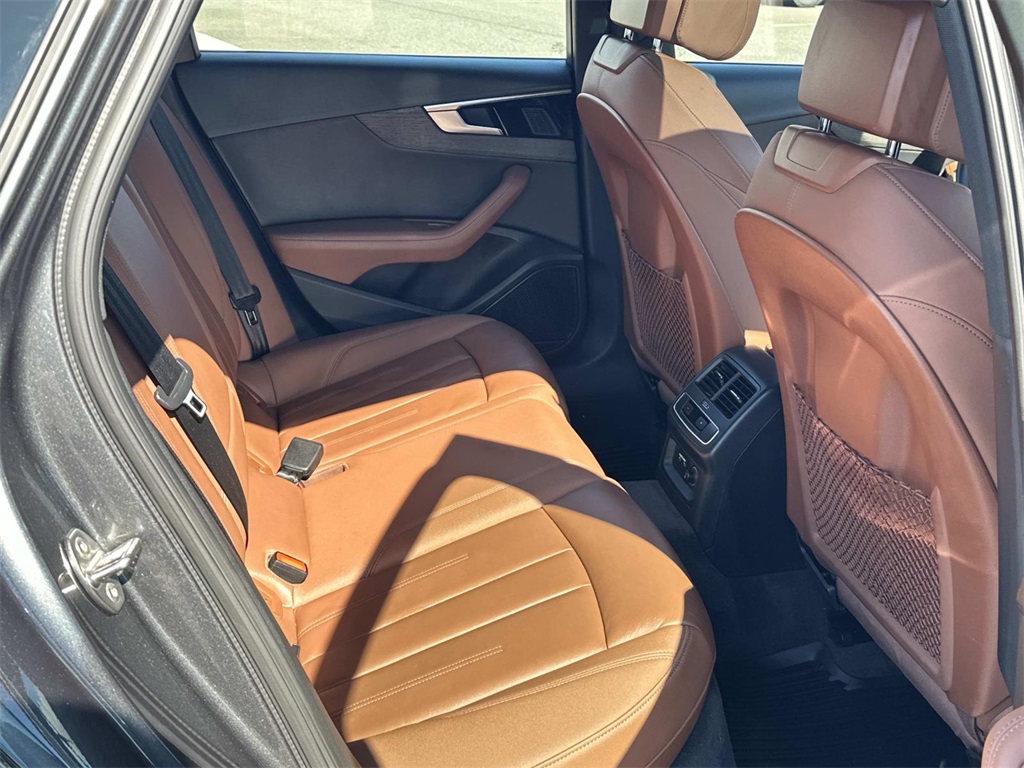 2021 Audi A4 45 S line Premium Plus Quattro photo 16