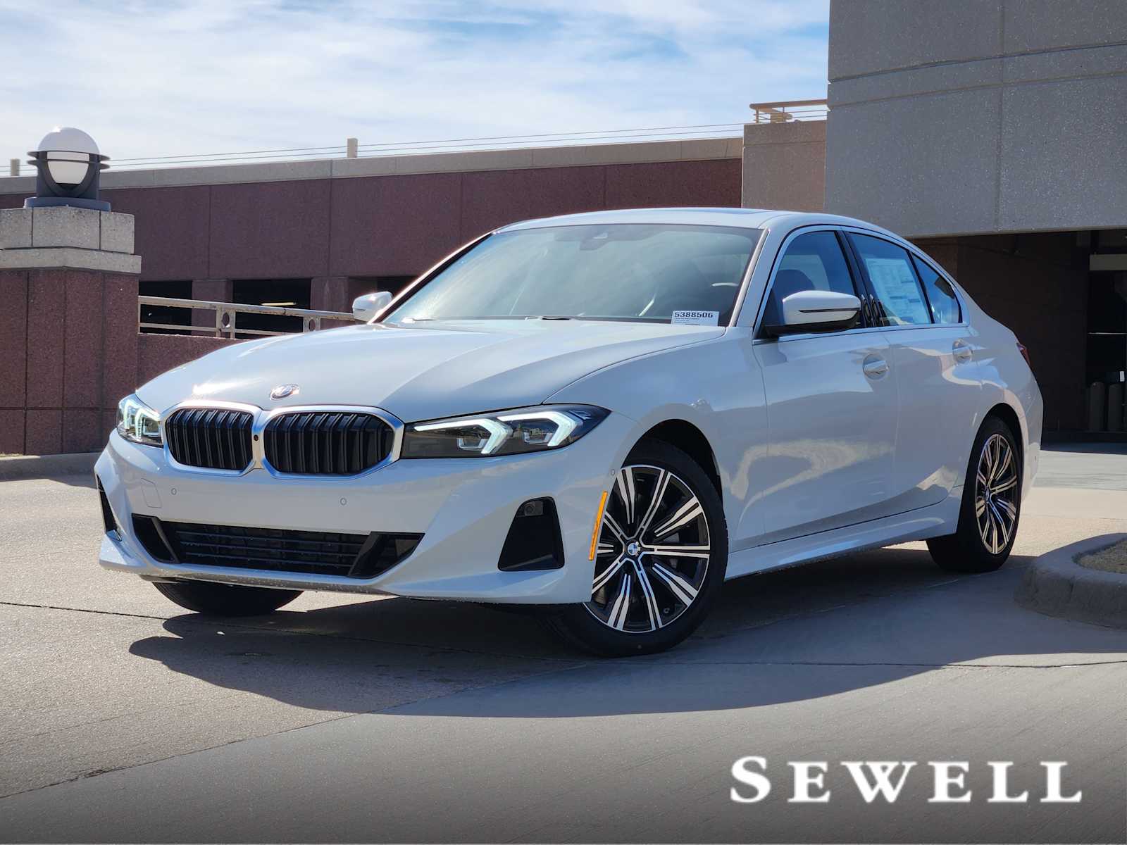 2026 BMW 3 Series 330i's photo