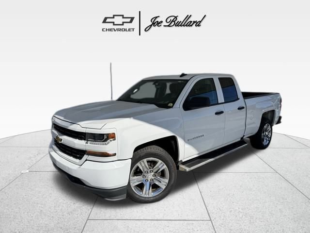 2017 Chevrolet Silverado 1500 Custom's photo