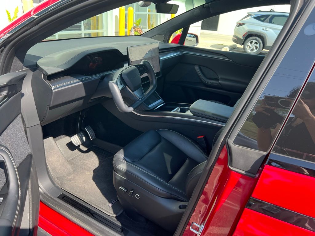 Used 2023 Tesla Model X Plaid with VIN 7SAXCBE6XPF376055 for sale in Barrington, IL