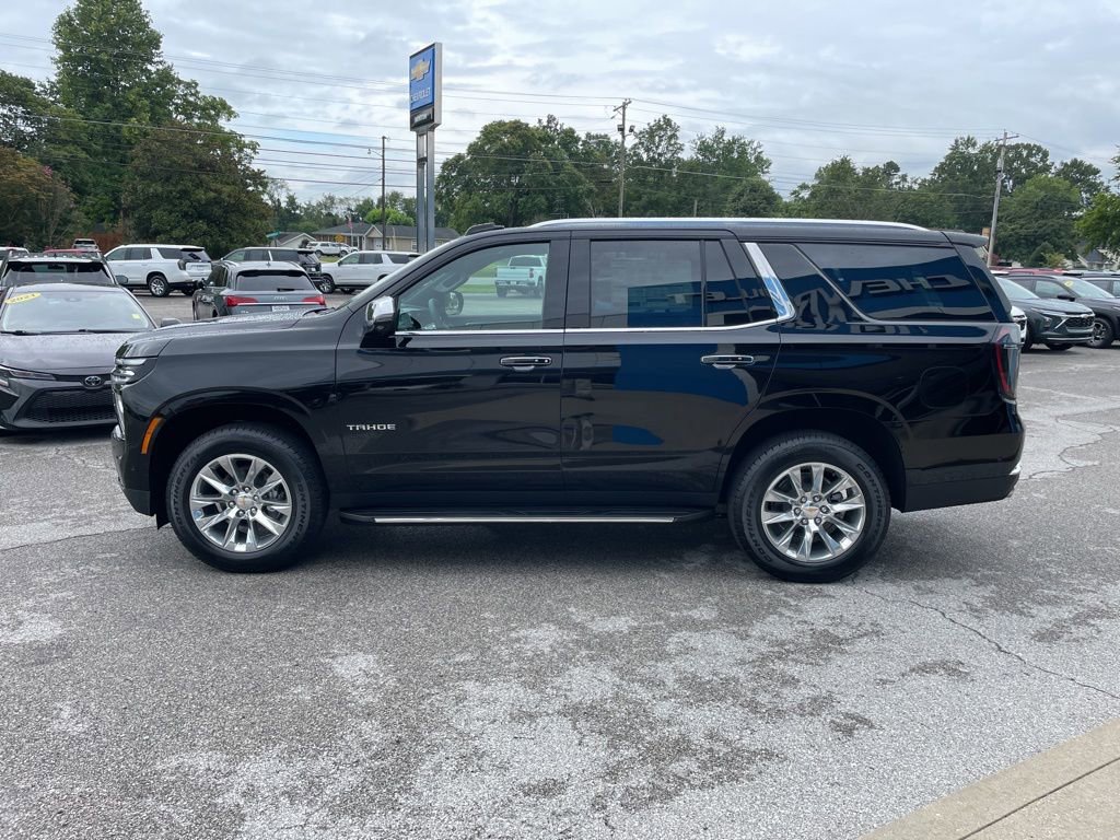2025 Chevrolet Tahoe Premier photo 2