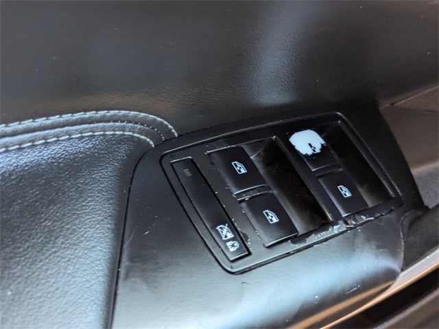 2012 Buick Regal Premium I photo 23