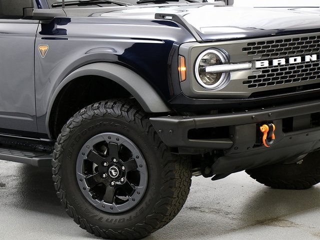 2021 Ford Bronco Badlands photo 3