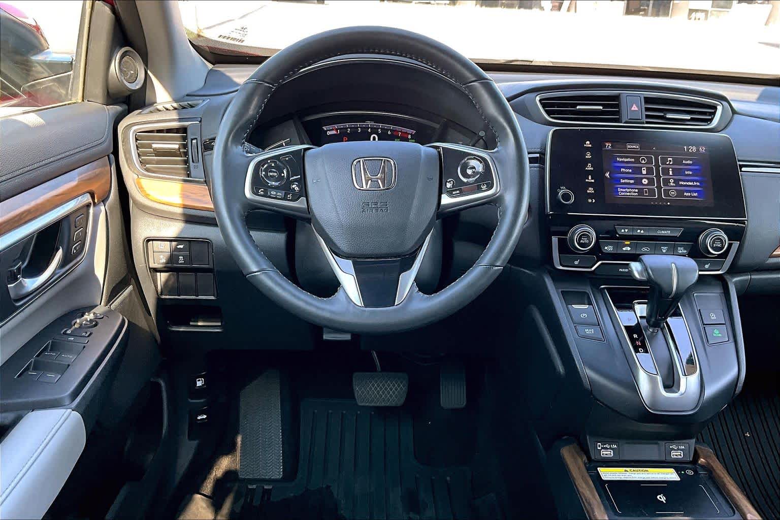 2020 Honda CR-V Touring photo 4