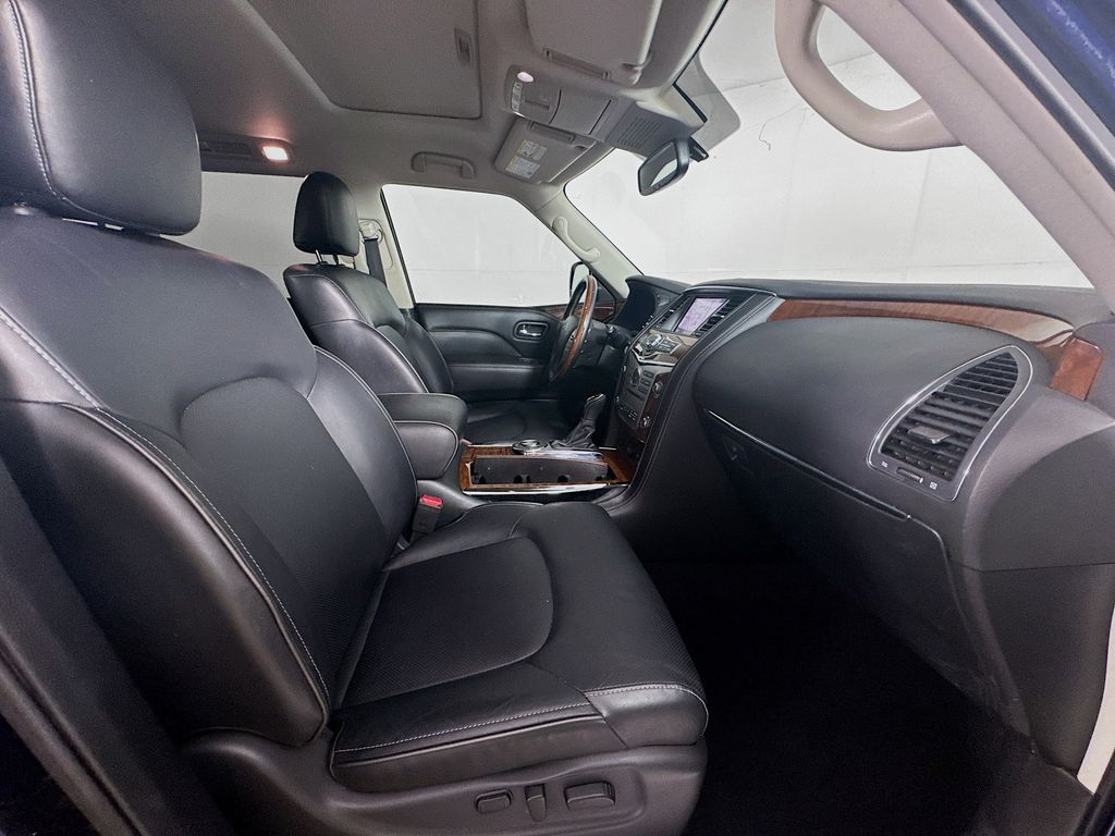 2019 Infiniti QX80 Luxe photo 34