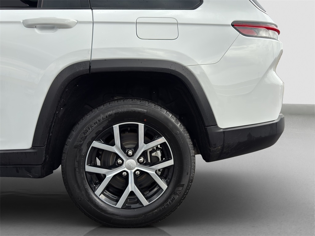 2025 Jeep Grand Cherokee Limited photo 24