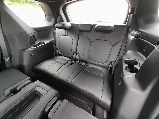 2025 Honda Pilot Black Edition photo 55