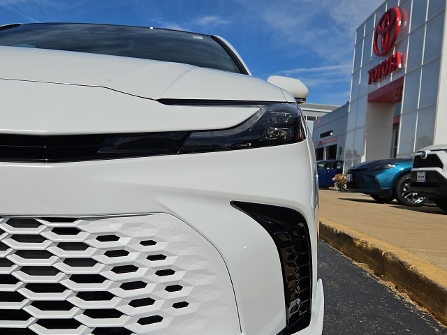 2026 Toyota Camry XSE photo 3