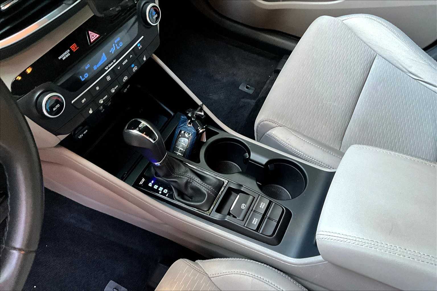 2020 Hyundai Tucson Sport photo 15