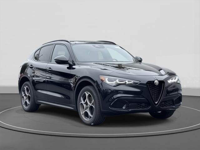 2025 Alfa Romeo Stelvio Base's photo
