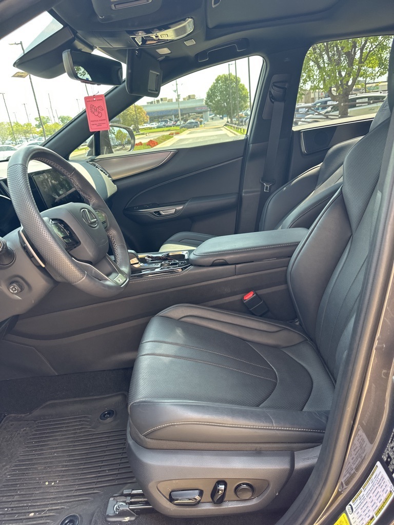 2023 Lexus NX 350 F SPORT Handling photo 6