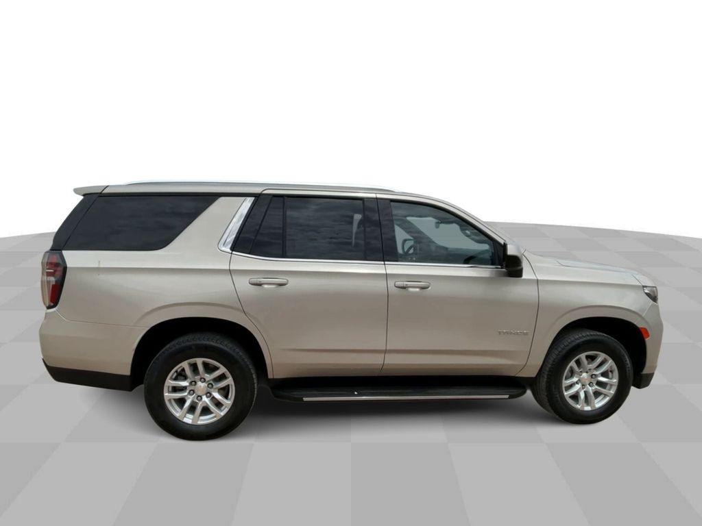 2023 Chevrolet Tahoe photo 9
