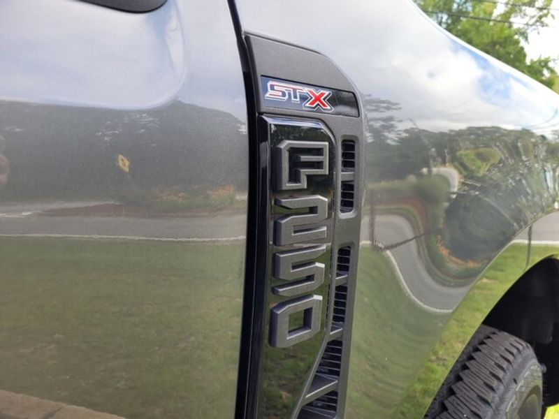 2025 Ford F-250 XL photo 12