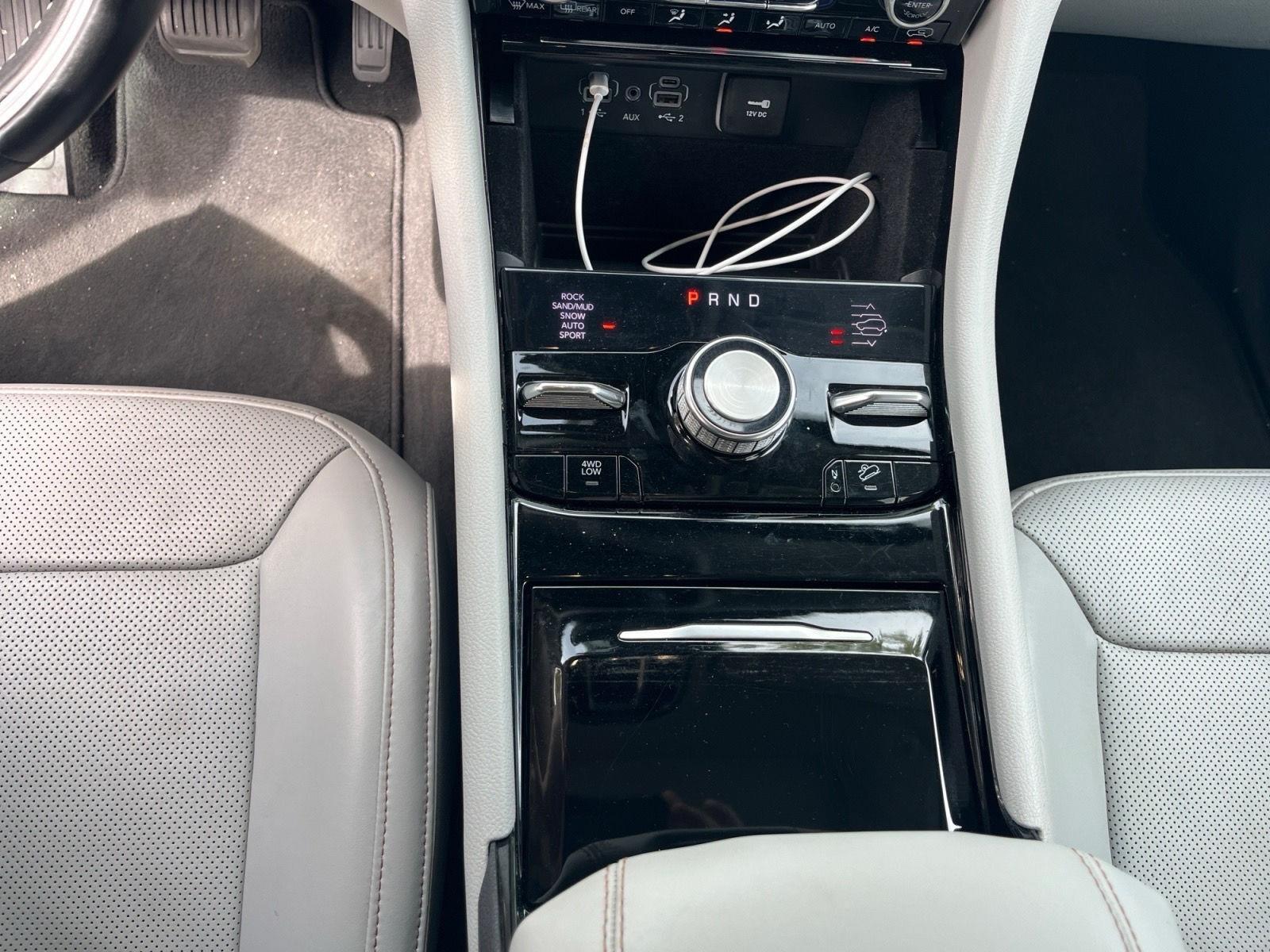 2021 Jeep Grand Cherokee Overland photo 15