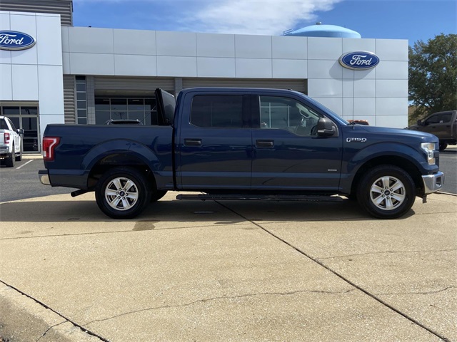 2016 Ford F-150 XLT photo 2