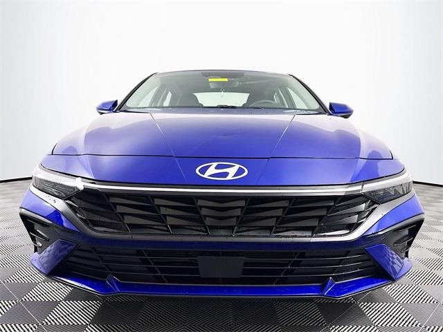 2025 Hyundai Elantra SEL Convenience photo 10