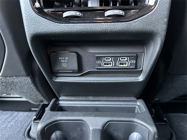 2025 Jeep Grand Cherokee Limited photo 15