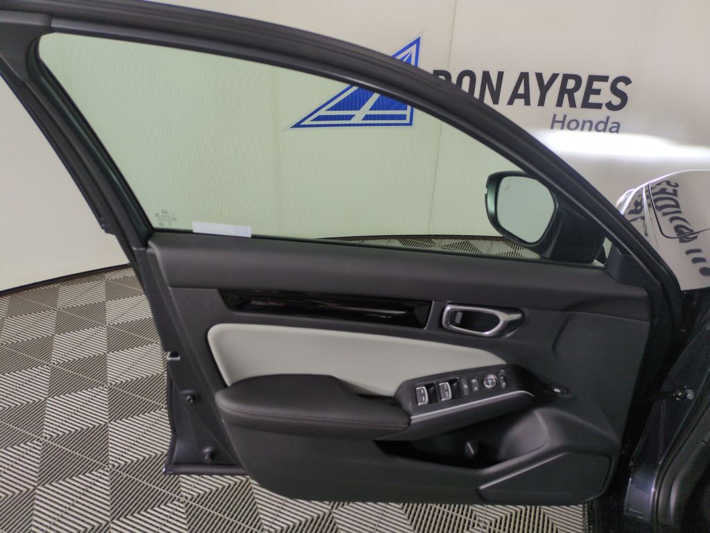 2026 Honda Civic Hybrid Sport Touring photo 10