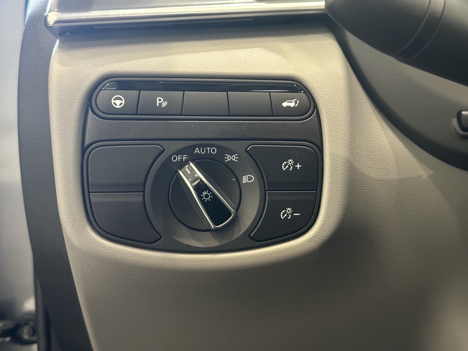 2025 Infiniti QX50 Luxe AWD photo 15