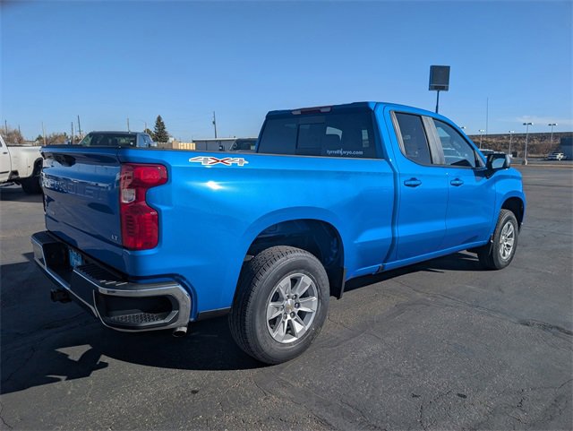 2025 Chevrolet Silverado 1500 LT photo 5
