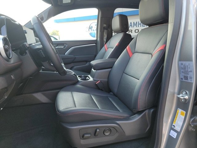 2025 Chevrolet Colorado Z71 photo 14