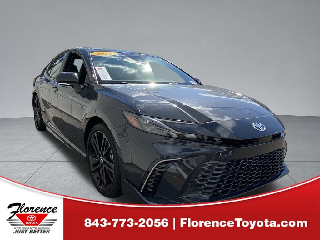 2025 Toyota Camry XSE's photo