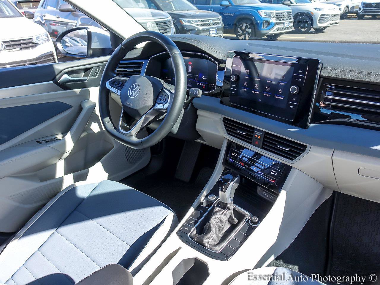 2025 VOLKSWAGEN JETTA - Image 21