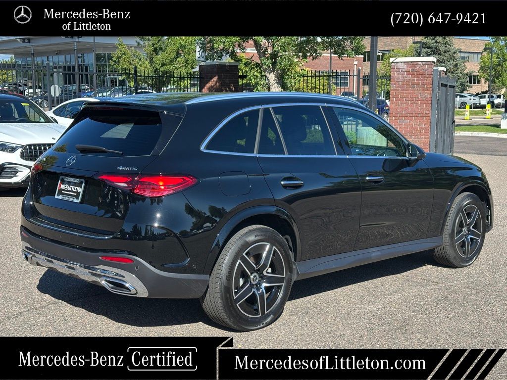 2025 Mercedes Benz GLC 350e 4MATIC photo 2