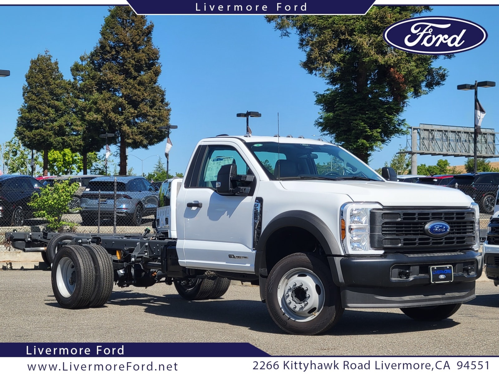 2024 Ford F-550 Super Duty Chassis Cab XL's photo