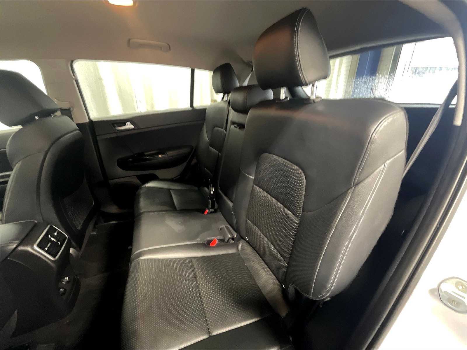 2020 Kia Sportage EX photo 12
