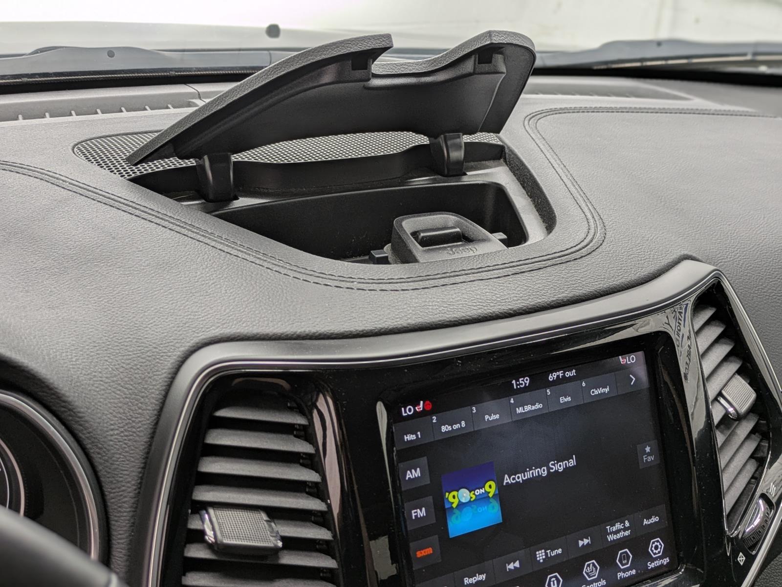 2021 Jeep Cherokee Limited photo 27