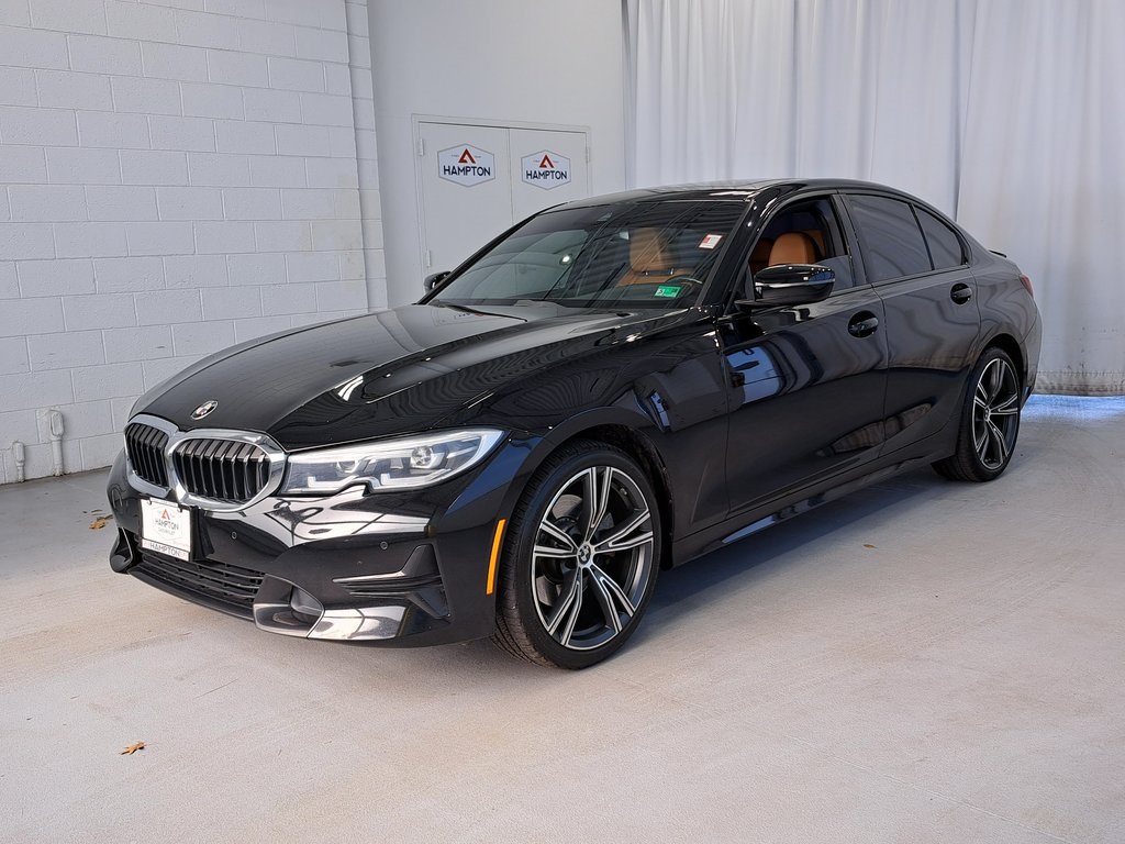 2022 BMW 3 Series 330i's photo