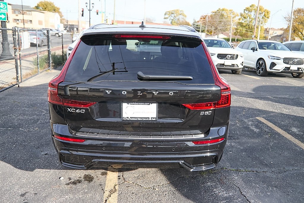 2026 VOLVO XC60 - Image 6