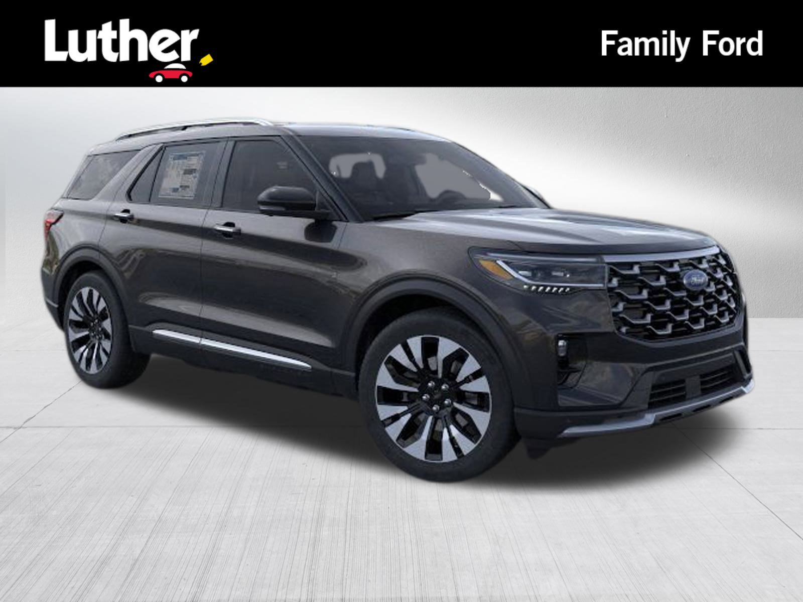 2026 Ford Explorer Platinum's photo