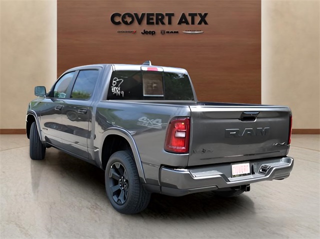2025 Ram 1500 Big Horn Lone Star photo 3