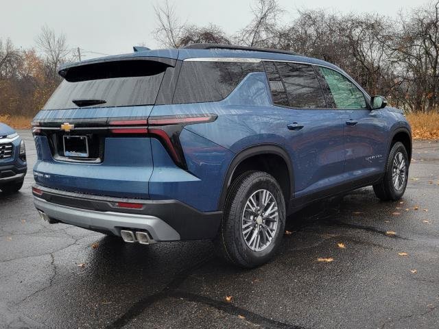 2026 Chevrolet Traverse photo 2