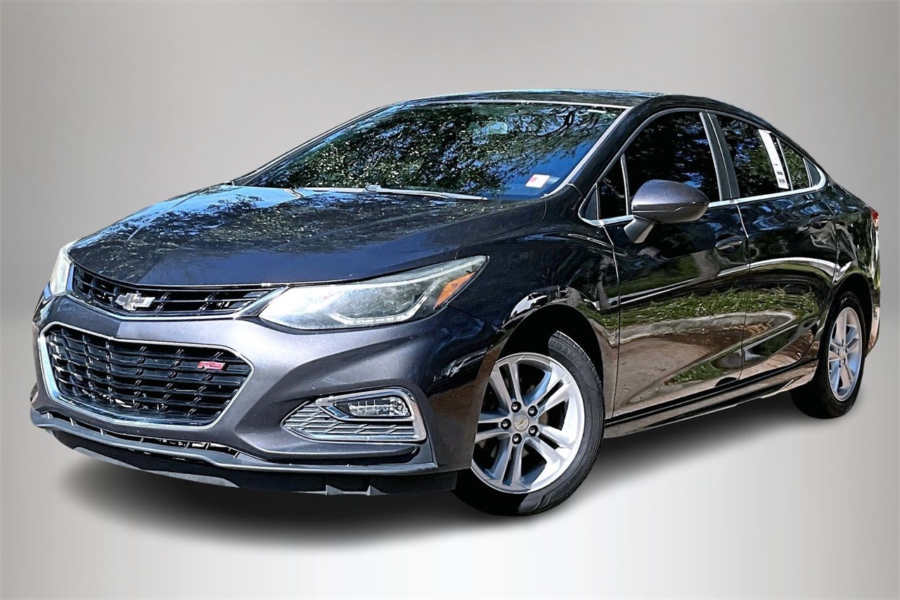 2017 Chevrolet Cruze LT's photo