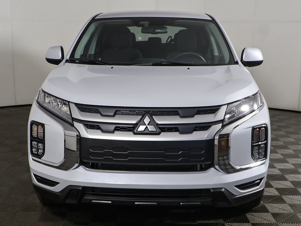 2025 Mitsubishi Outlander Sport ES SE LE photo 3
