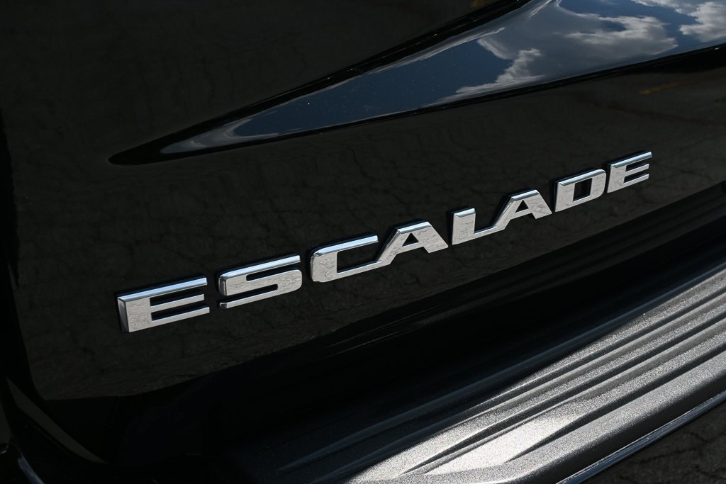 2023 Cadillac Escalade Premium Luxury photo 25
