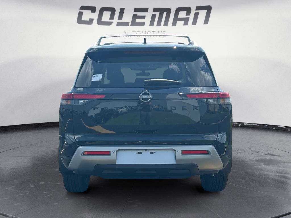 2025 Nissan Pathfinder SL photo 4