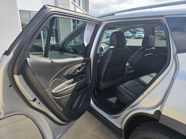 2020 Gmc Terrain SLT photo 13