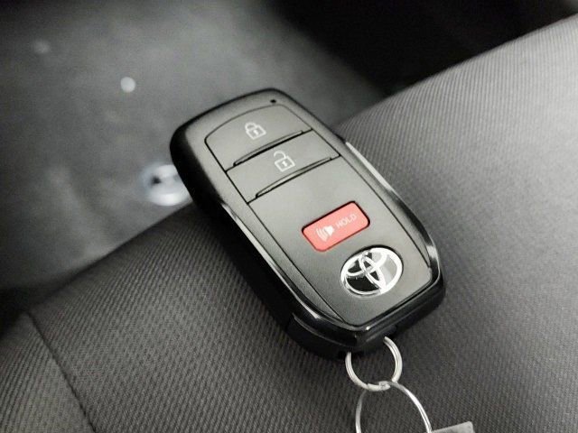 2025 Toyota Tacoma 4x4 TRD photo 27