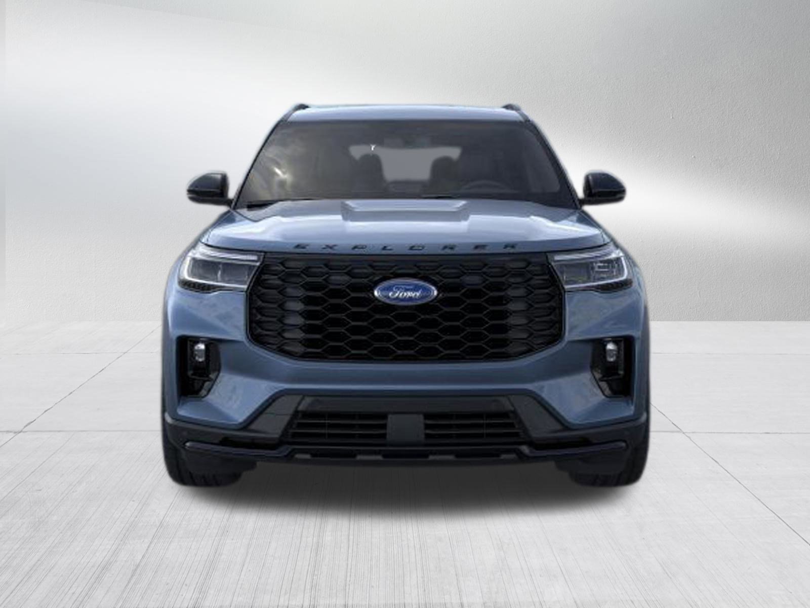 2025 Ford Explorer ST-Line photo 2