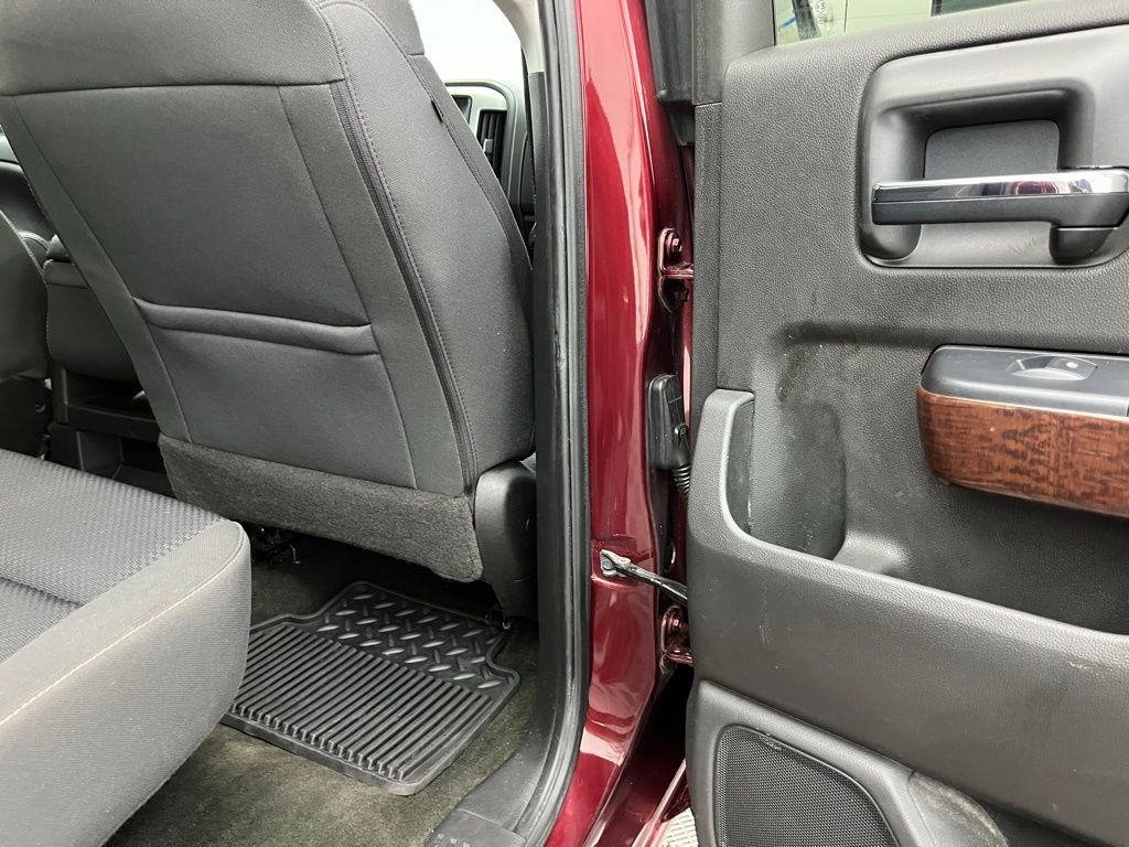 2016 Gmc Sierra SLE photo 26