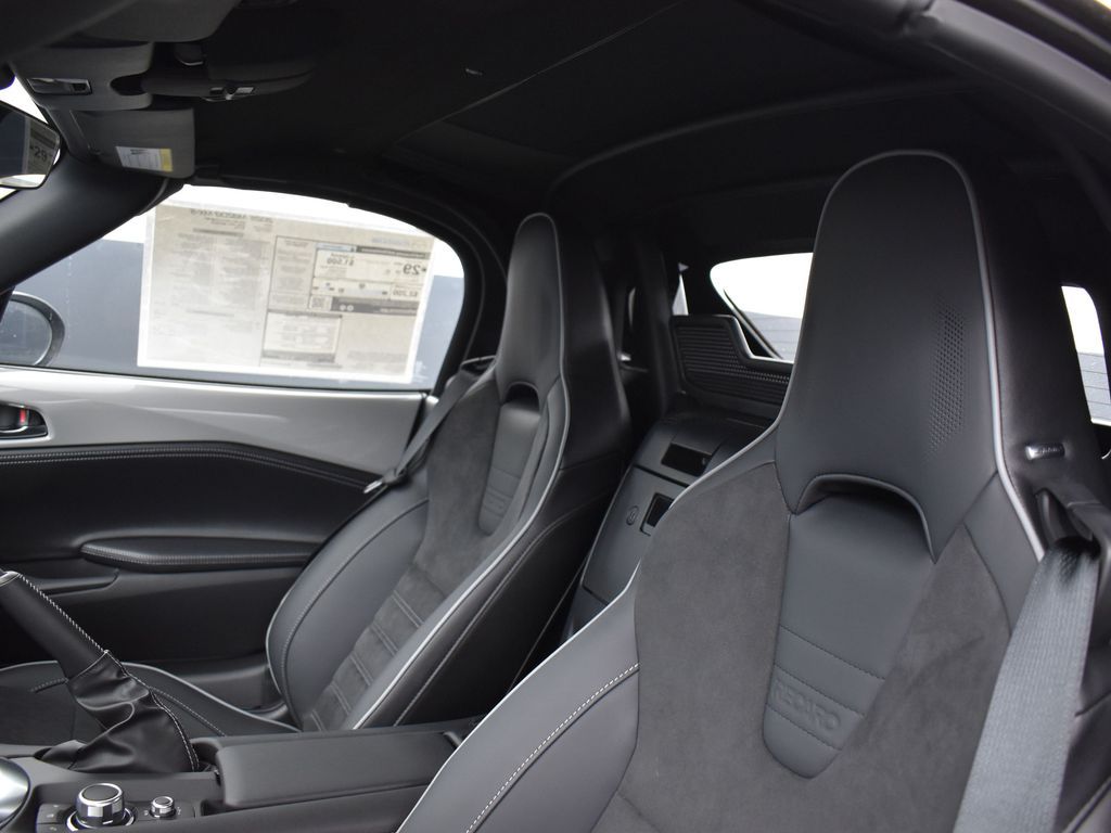 2025 Mazda MX-5 Miata Miata photo 9
