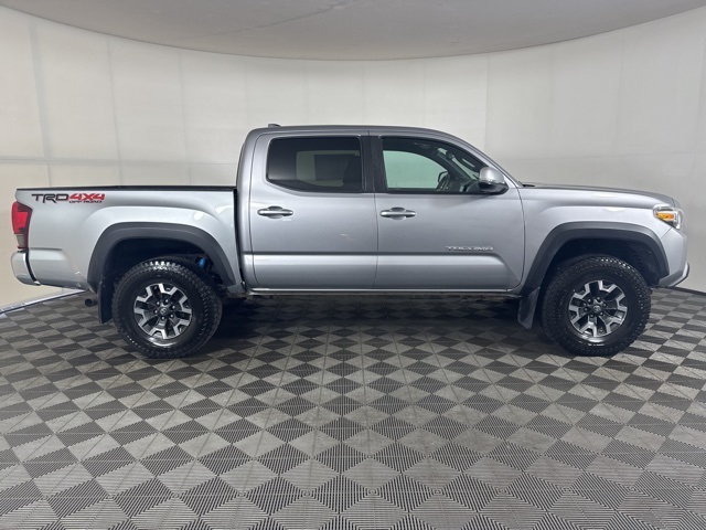 2019 Toyota Tacoma TRD Off-Road 4x4 Double Cab photo 2