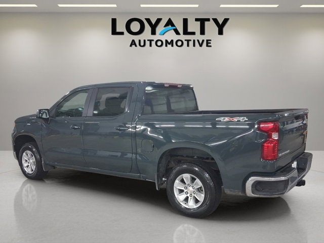 2025 Chevrolet Silverado 1500 LT photo 3