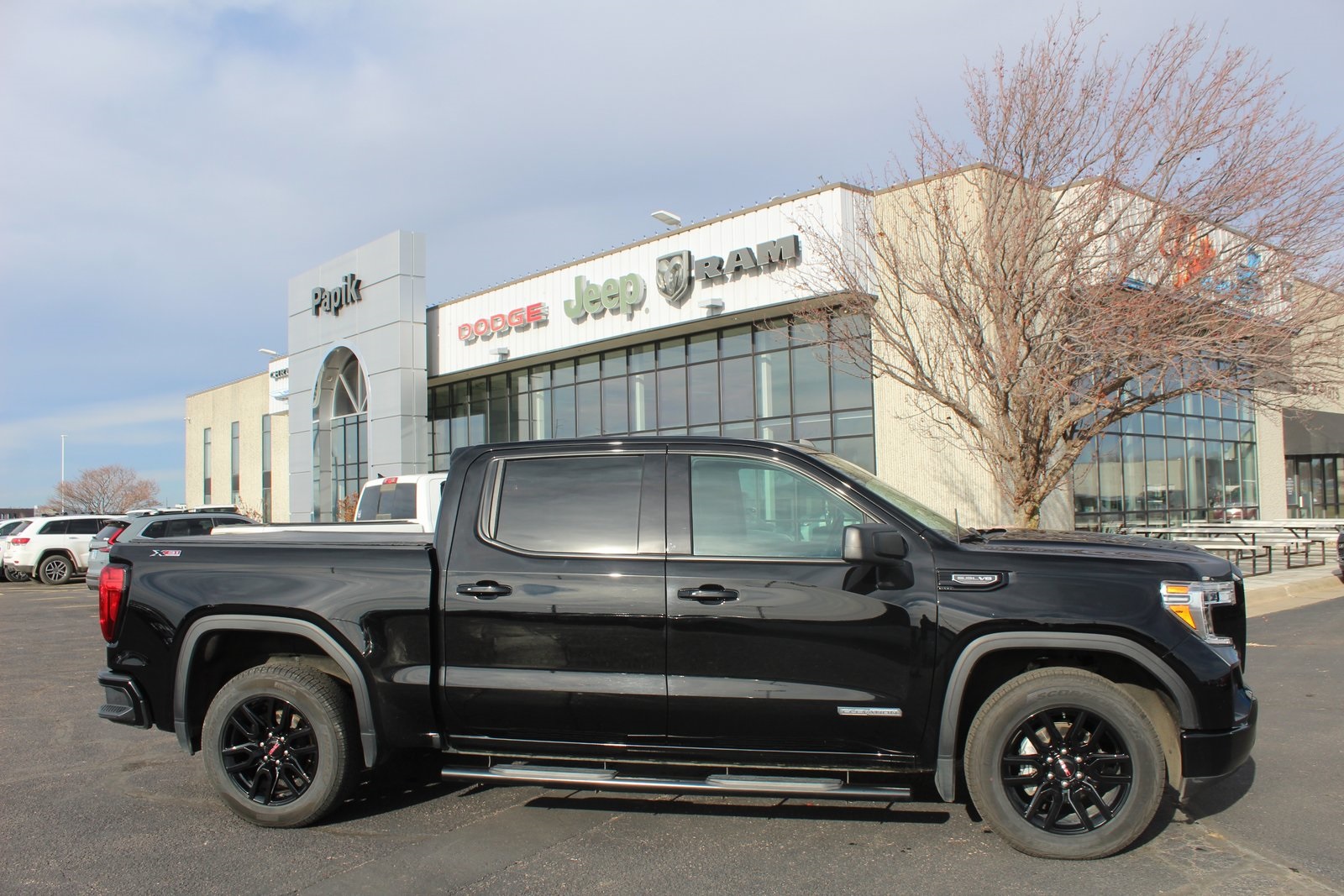 2022 GMC Sierra 1500 Limited Elevation's photo